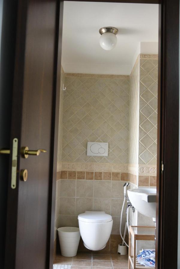 Corte Trecantaia 11 Holiday Hotel Bari Exterior photo