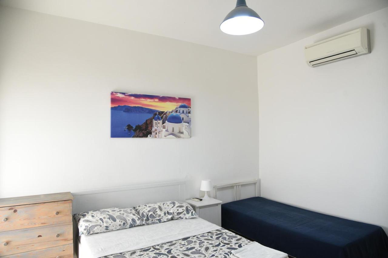 Corte Trecantaia 11 Holiday Hotel Bari Exterior photo