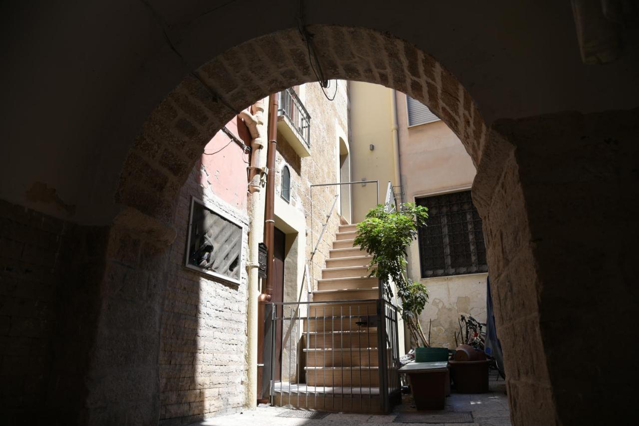 Corte Trecantaia 11 Holiday Hotel Bari Exterior photo